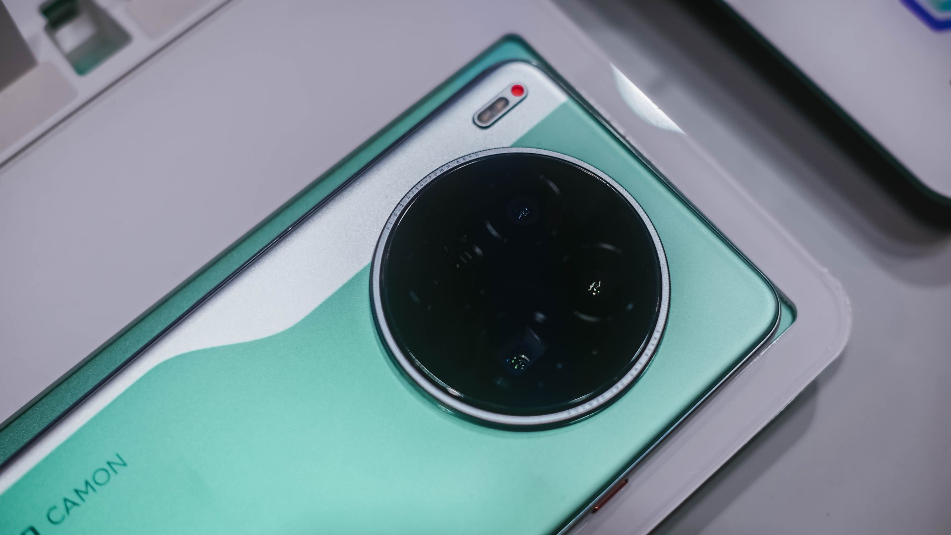 TECNO CAMON 40: Personalized by AI, Perfected by Design