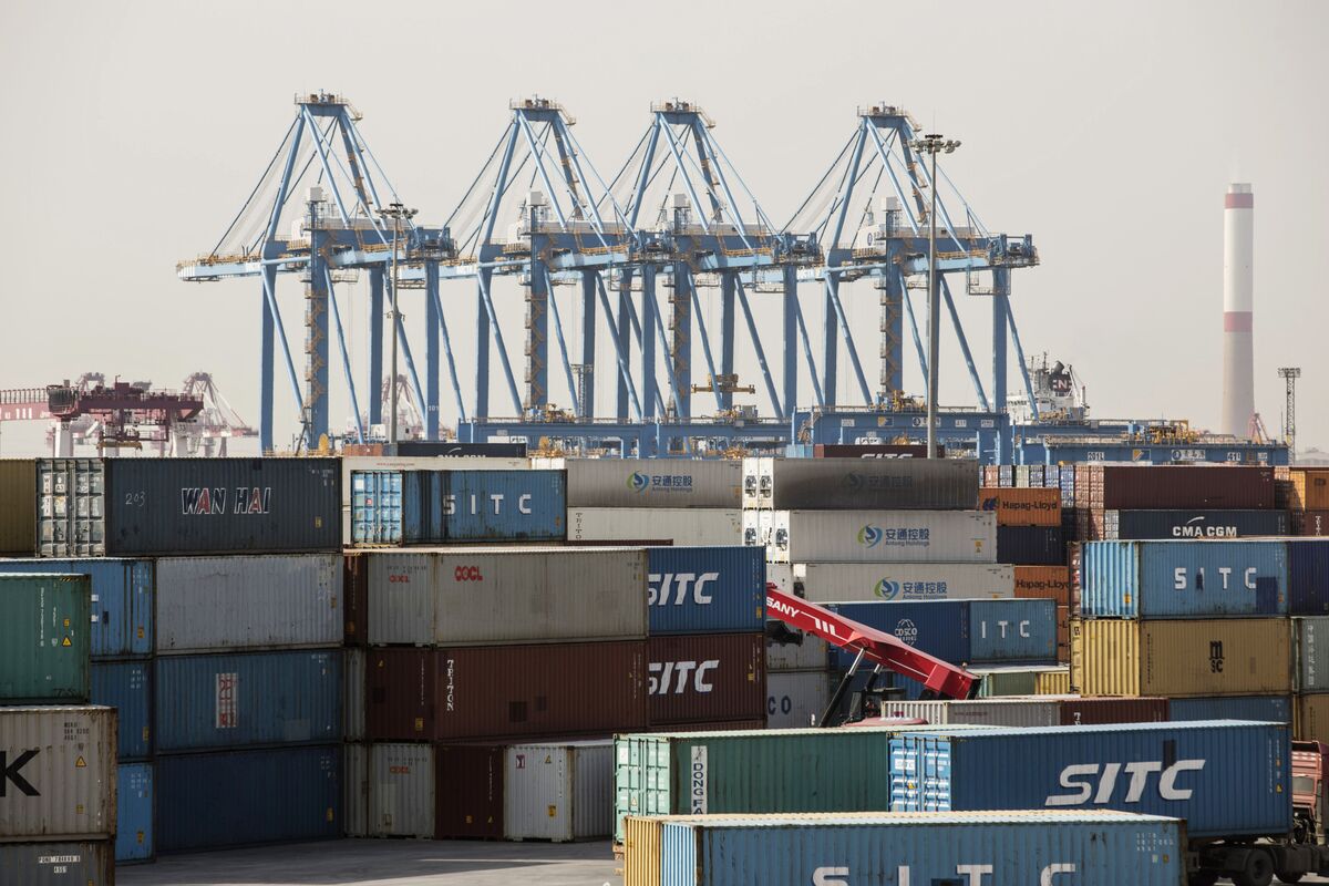 US pushes Vietnam to decouple from Chinese tech, sources say By Reuters